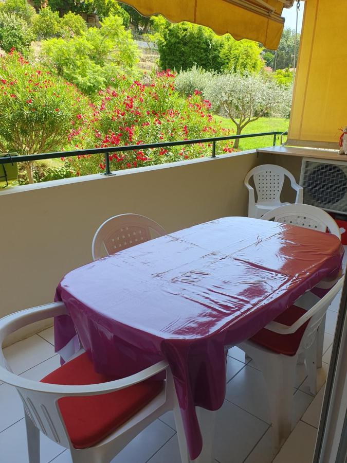 Appartement Yoyo. Menton Exterior foto